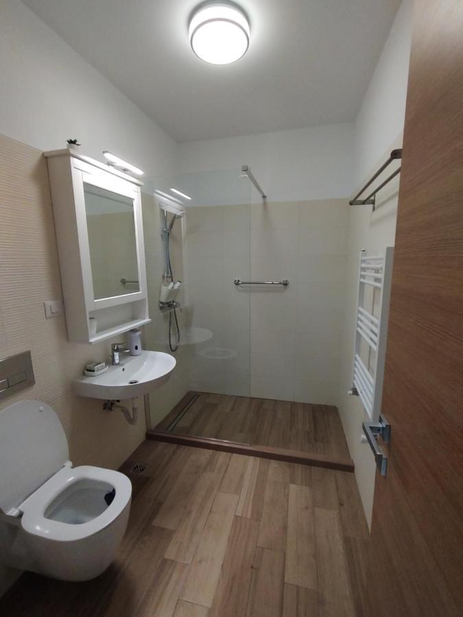Decebal Premium Confort Craiova Extérieur photo