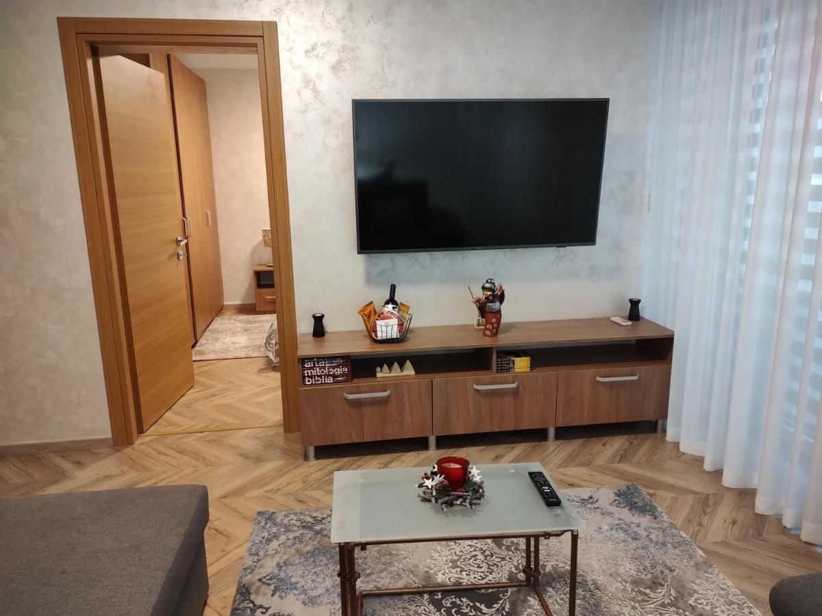 Decebal Premium Confort Craiova Extérieur photo